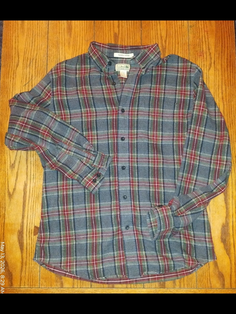 L.L. Bean Men's Medium Blue Gray Plaid Button-Down Shirt